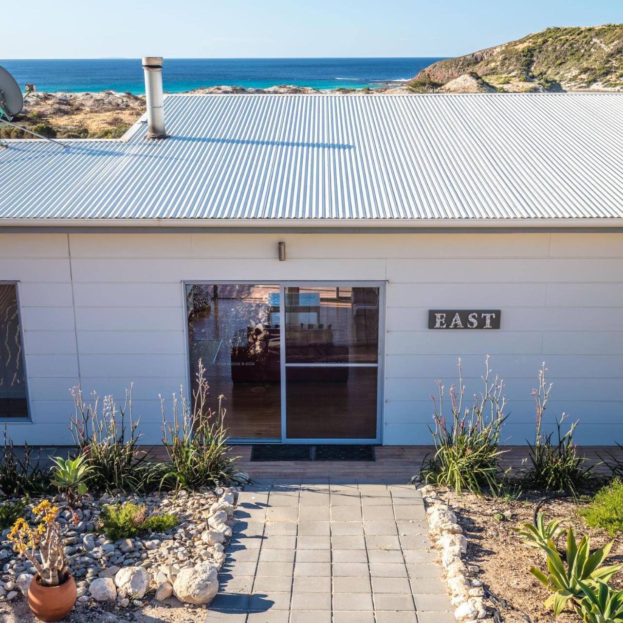 Middle River Beach House - East & West House Stokes Bay Extérieur photo