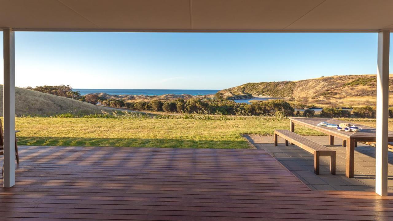 Middle River Beach House - East & West House Stokes Bay Extérieur photo